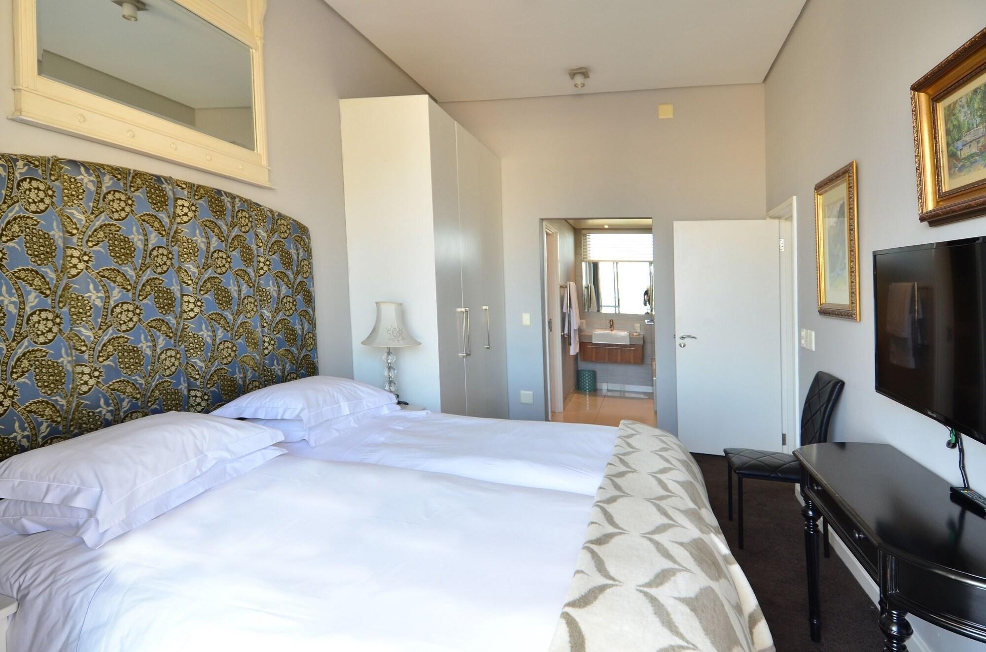 Aha Harbour Bridge & 4*
